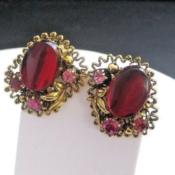Austria Brooch Earrings red cabochon & rhinestones Set - Picture 5 of 7